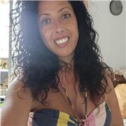 Pintore de bella arte que le gusta enseñar y pintar el mundo